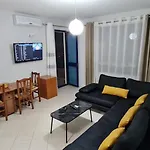 Miami Appartement Golem (Tirana)