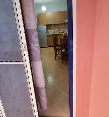 Miami Appartamento Golem (Tirana)