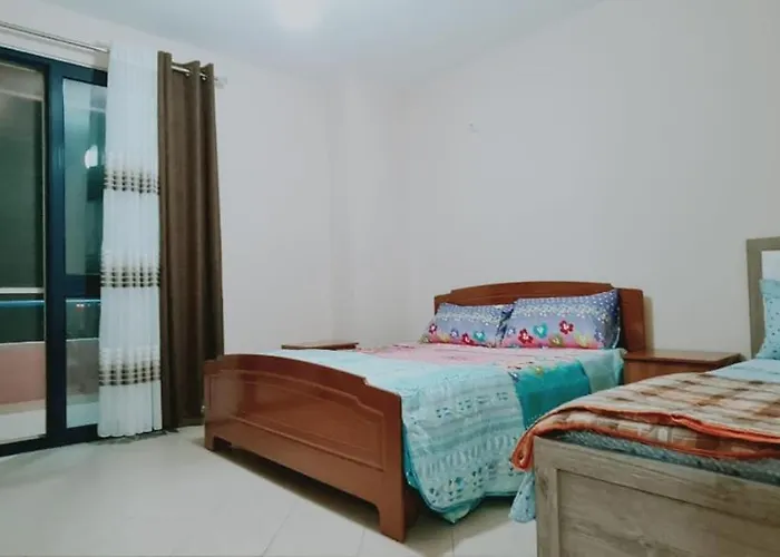 Miami * Golem (Tirana)