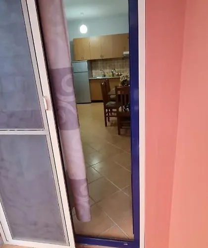 Miami Apartment Golem (Tirana)