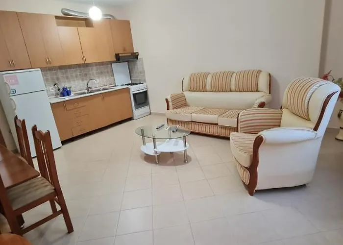 Miami Apartment Golem (Tirana)