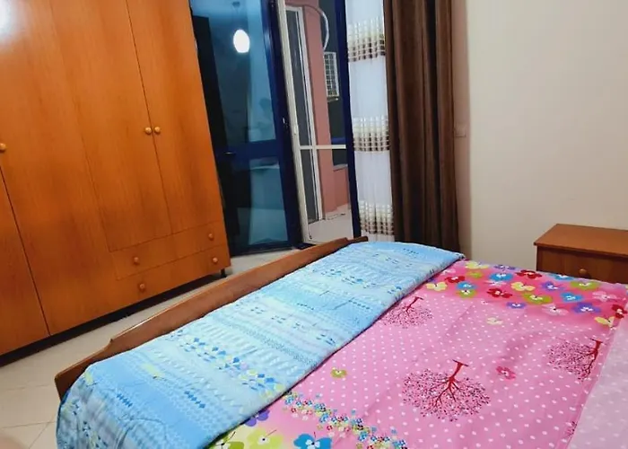 Miami Golem (Tirana)