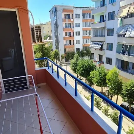 Miami Golem (Tirana)