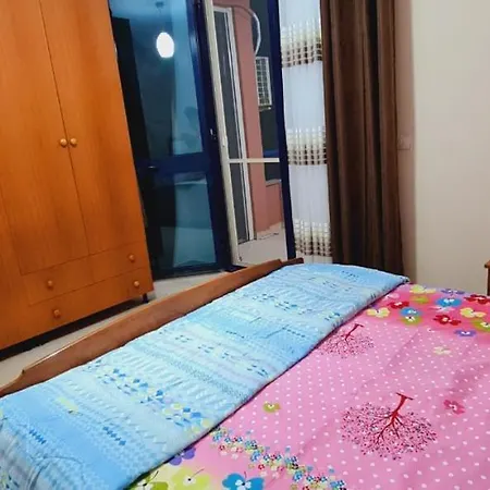 Miami Golem (Tirana)